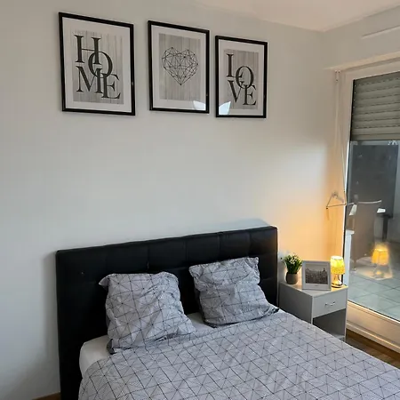 Les Trois Koush Apartment Courcouronnes