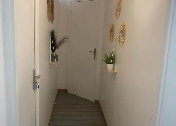 Les Trois Koush Apartamento *